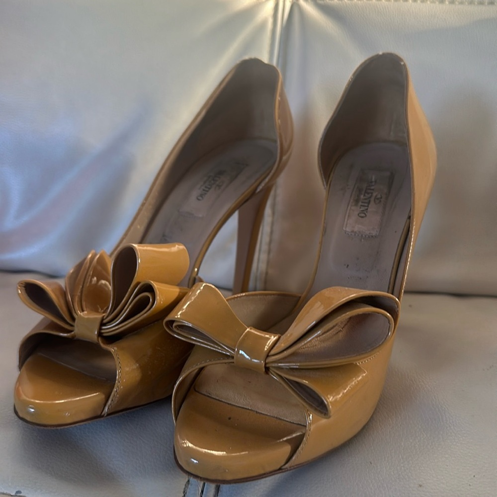 Valentino heels!!!!